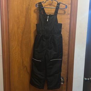 Swiss tech snow pants